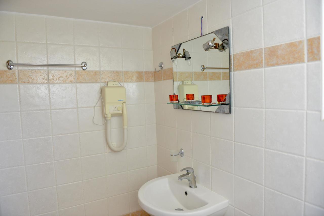 Korali Aparthotel Almiropótamos Eksteriør bilde
